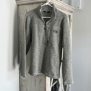 The North Face half zip pullover. Size Men’s Medium.  Color: Heather Cream